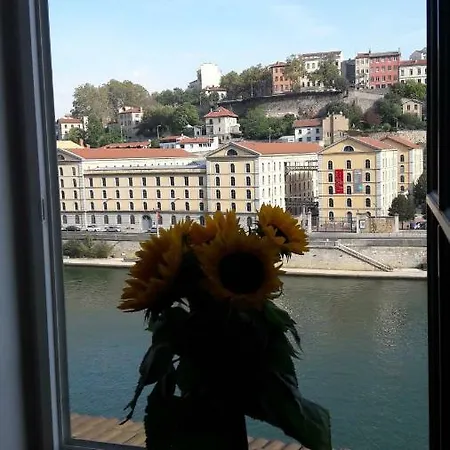 Vivez Au Rythme De La Saone Lyon